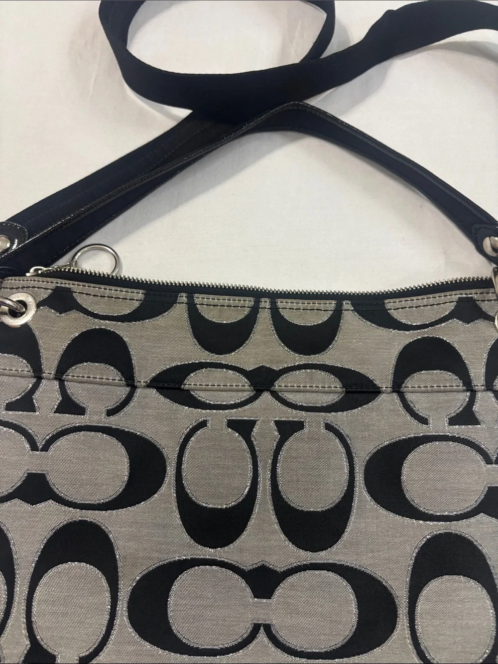 Coach Poppy Metallic Gray/Black Signature Hand/Shoulder Bag